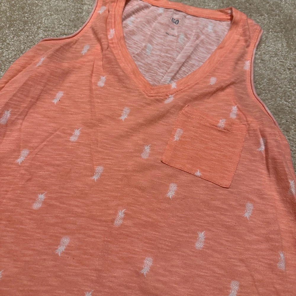 Pink Tank - Picture 3 of 9
